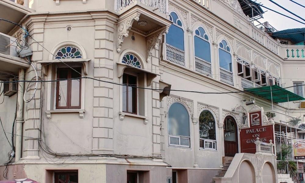 Palace On Ganges - Heritage Hotel Waranasi Zewnętrze zdjęcie