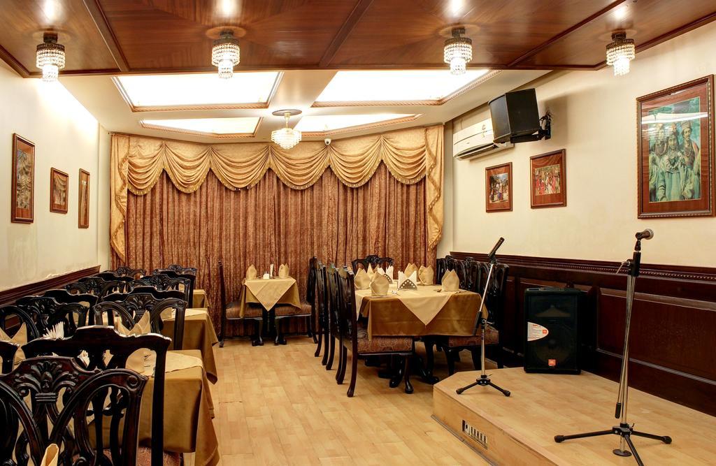 Palace On Ganges - Heritage Hotel Waranasi Zewnętrze zdjęcie