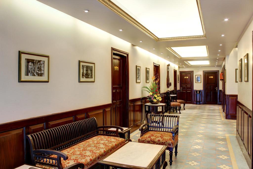 Palace On Ganges - Heritage Hotel Waranasi Zewnętrze zdjęcie