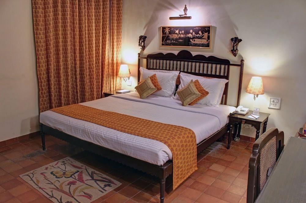 Palace On Ganges - Heritage Hotel Waranasi Zewnętrze zdjęcie