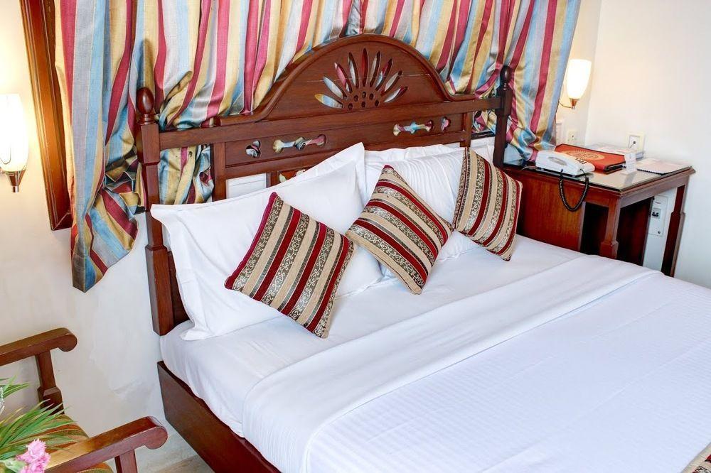 Palace On Ganges - Heritage Hotel Waranasi Zewnętrze zdjęcie