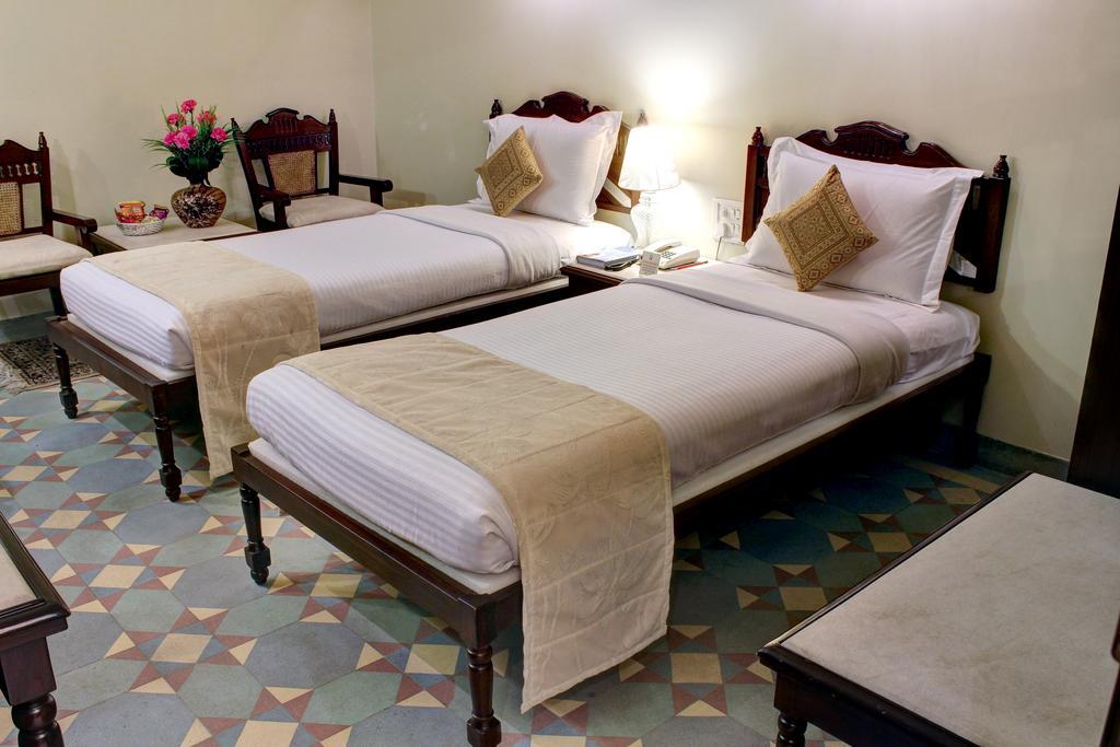 Palace On Ganges - Heritage Hotel Waranasi Zewnętrze zdjęcie